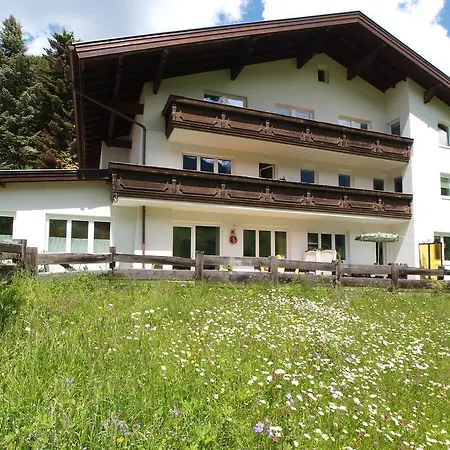 Apartment Mondial *